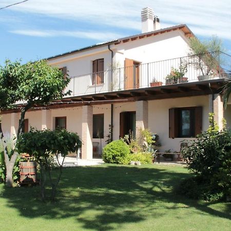 Agriturismo Ponterosa Morrovalle Exteriör bild